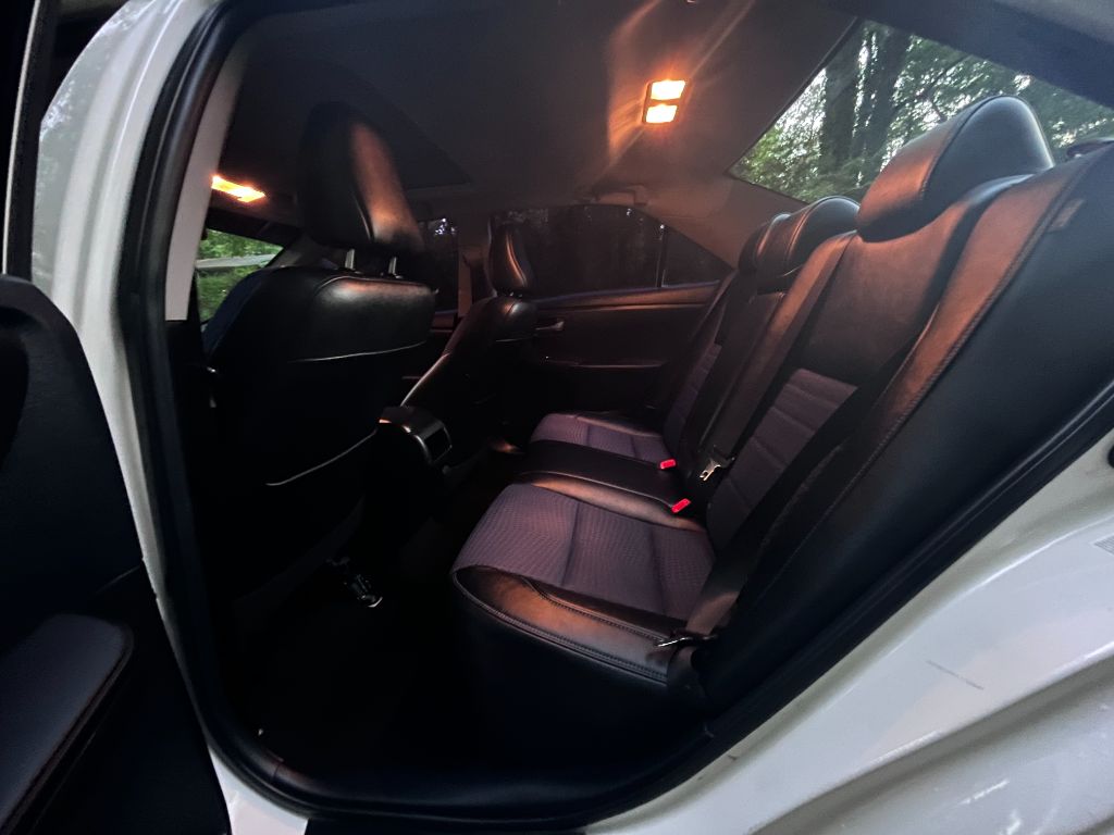 2016 Toyota Camry Special Edition - Photo 11