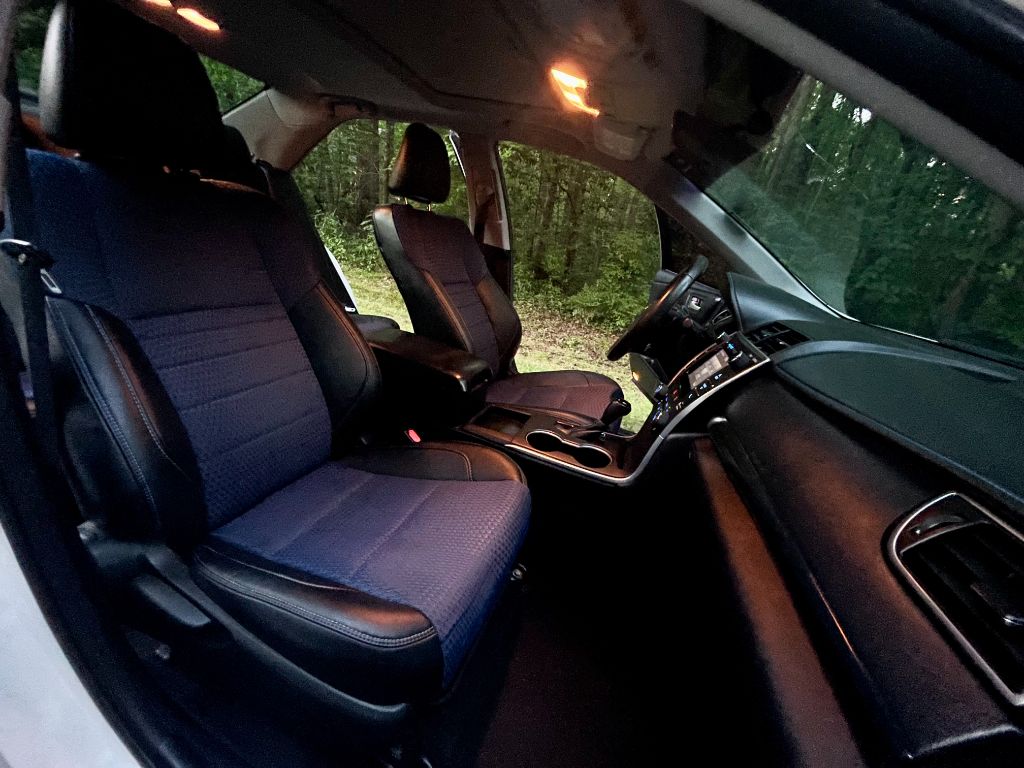 2016 Toyota Camry Special Edition - Photo 14