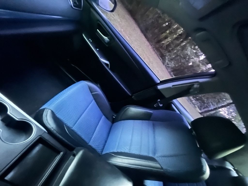 2016 Toyota Camry Special Edition - Photo 16