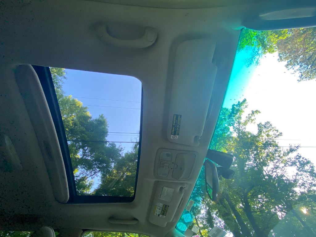 2004 Lexus GX 470 - Photo 21