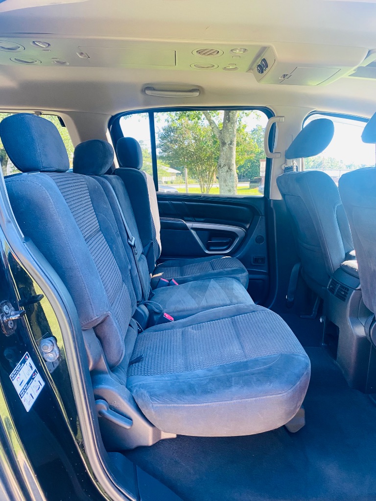 2015 Nissan Armada SV - Photo 14