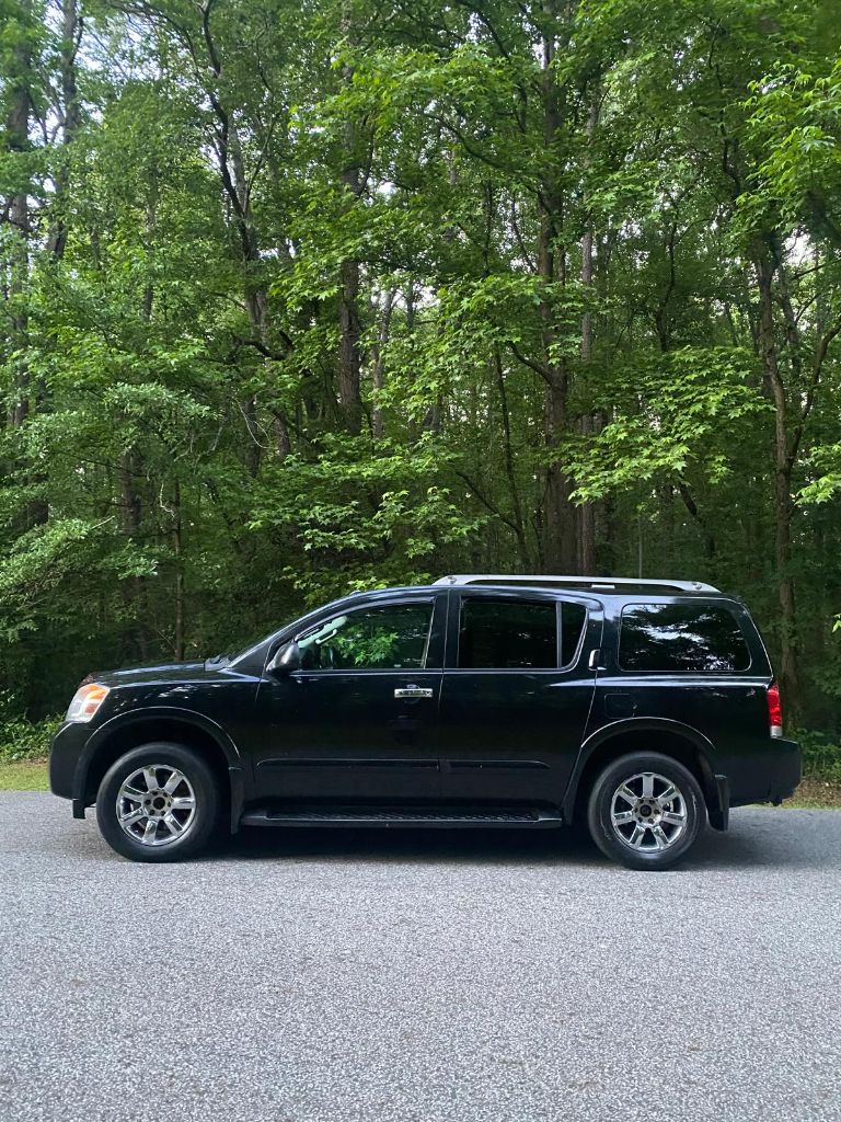 2015 Nissan Armada SV - Photo 9