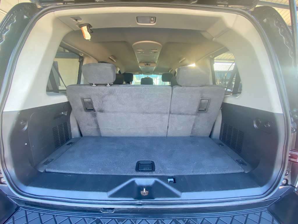 2015 Nissan Armada SV - Photo 19