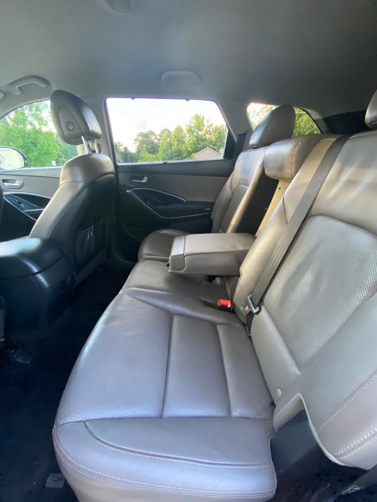 2016 Hyundai Santa Fe SE - Photo 13