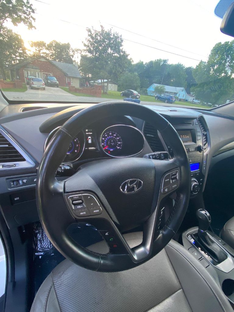 2016 Hyundai Santa Fe SE - Photo 10