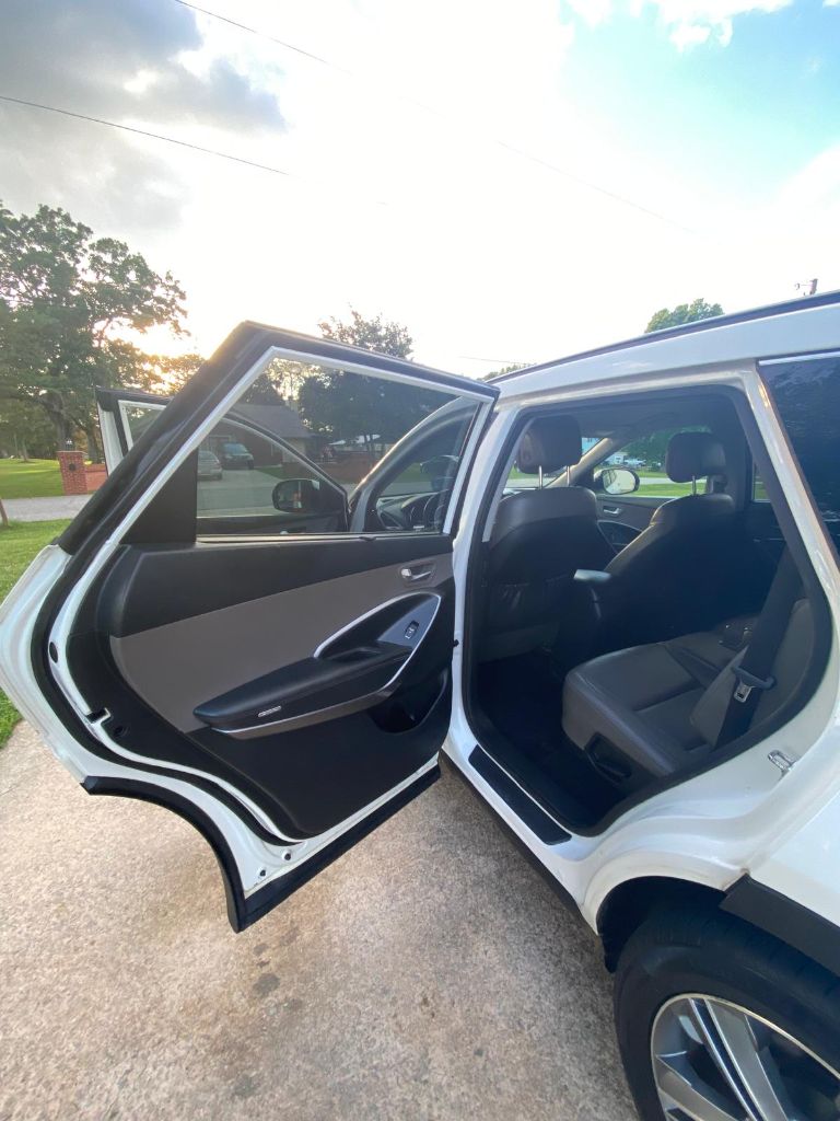 2016 Hyundai Santa Fe SE - Photo 29